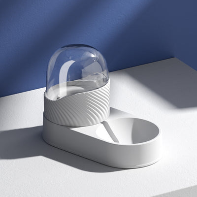 Katzen- und Hundewasserspender