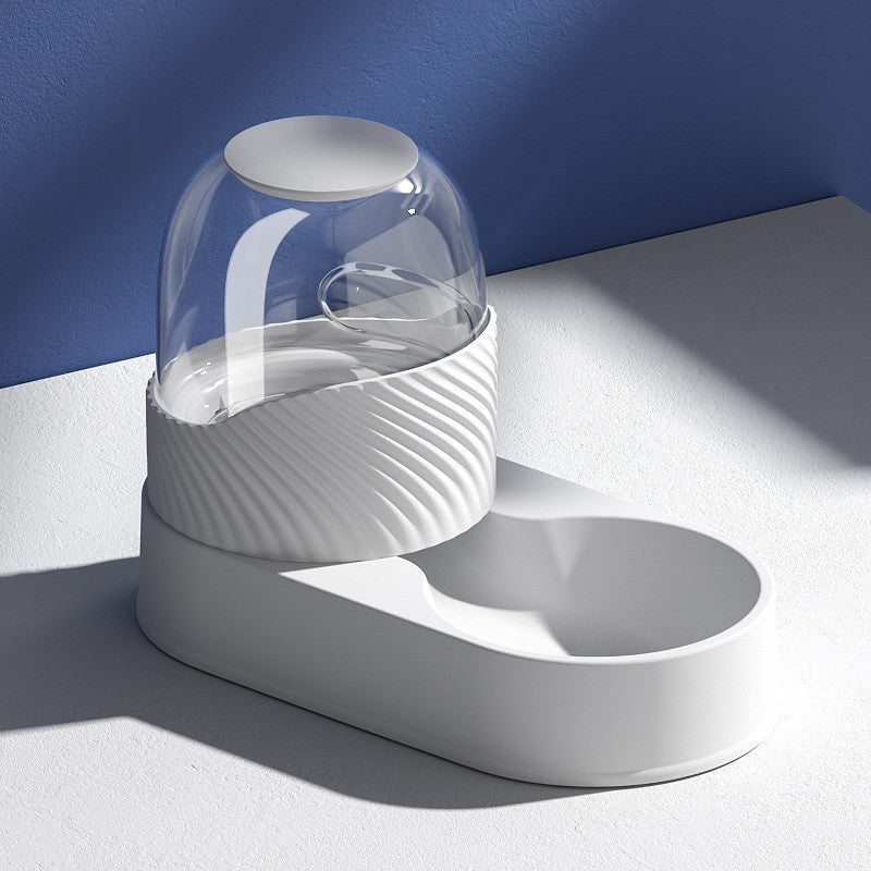 Katzen- und Hundewasserspender